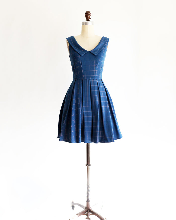 SUNDAY | Retro collar fit and flare dress with full pleated skirt